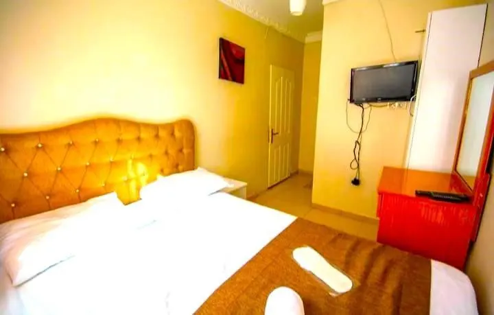 Istanbul Ozyurt Hotel 0*,  טורקיה