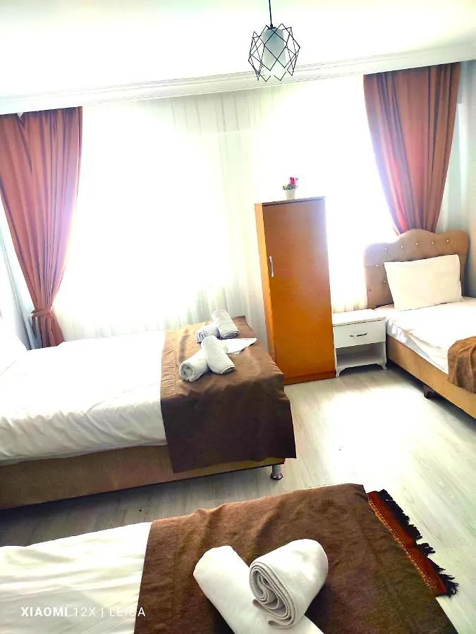 Istanbul Ozyurt Hotel 0*,
